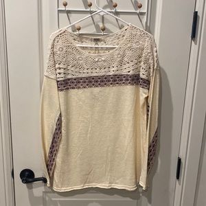 NWT Gimmicks From Buckle Long Sleeve Crochet Top - Size S